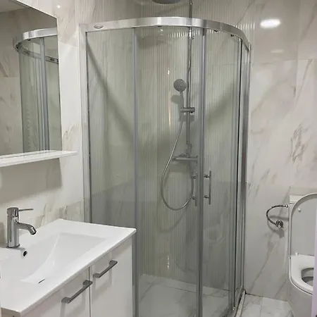 Luka - Iconic Flatiron - Free Parking