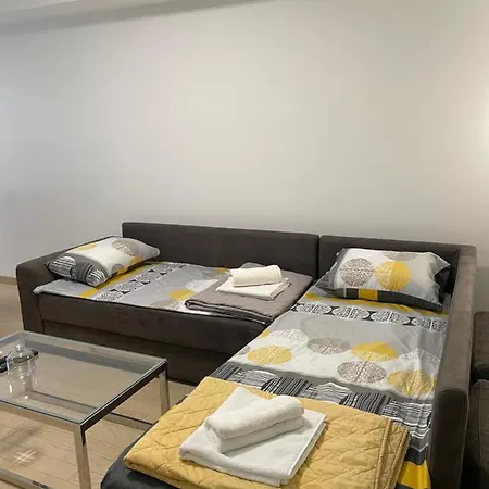 Luka - Iconic Flatiron - Free Parking