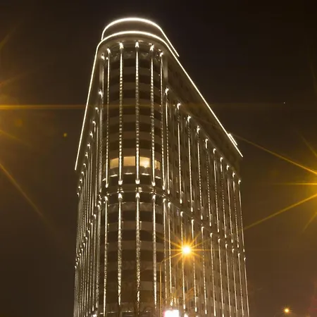 Luka - Iconic Flatiron - Free Parking Apartament *