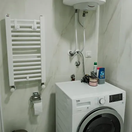 Luka - Iconic Flatiron - Free Parking * Skopje