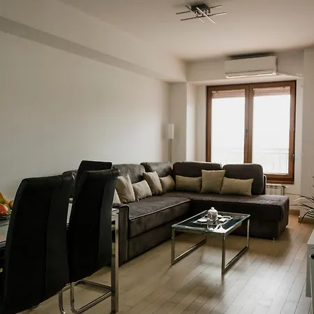 Luka - Iconic Flatiron - Free Parking * Skopje