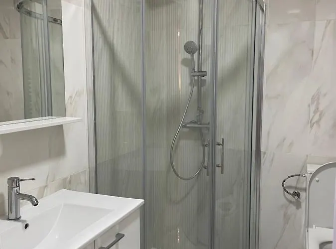 Luka - Iconic Flatiron - Free Parking