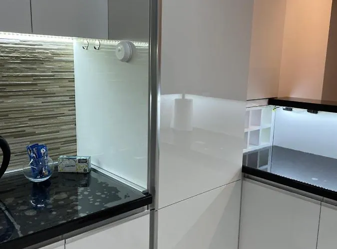 Luka - Iconic Flatiron - Free Parking *