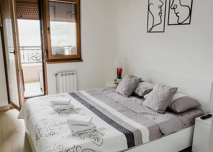 Apartament Luka - Iconic Flatiron - Free Parking Skopje