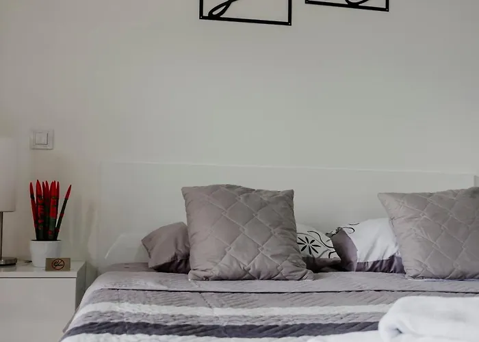 Apartament Luka - Iconic Flatiron - Free Parking Skopje