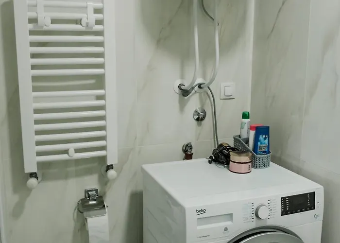 Luka - Iconic Flatiron - Free Parking * Skopje